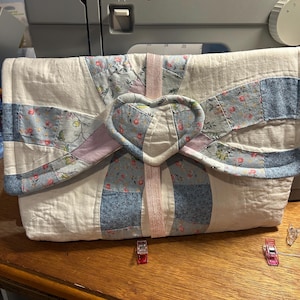 Gemütliche Vintage Quilt Buchhüllen