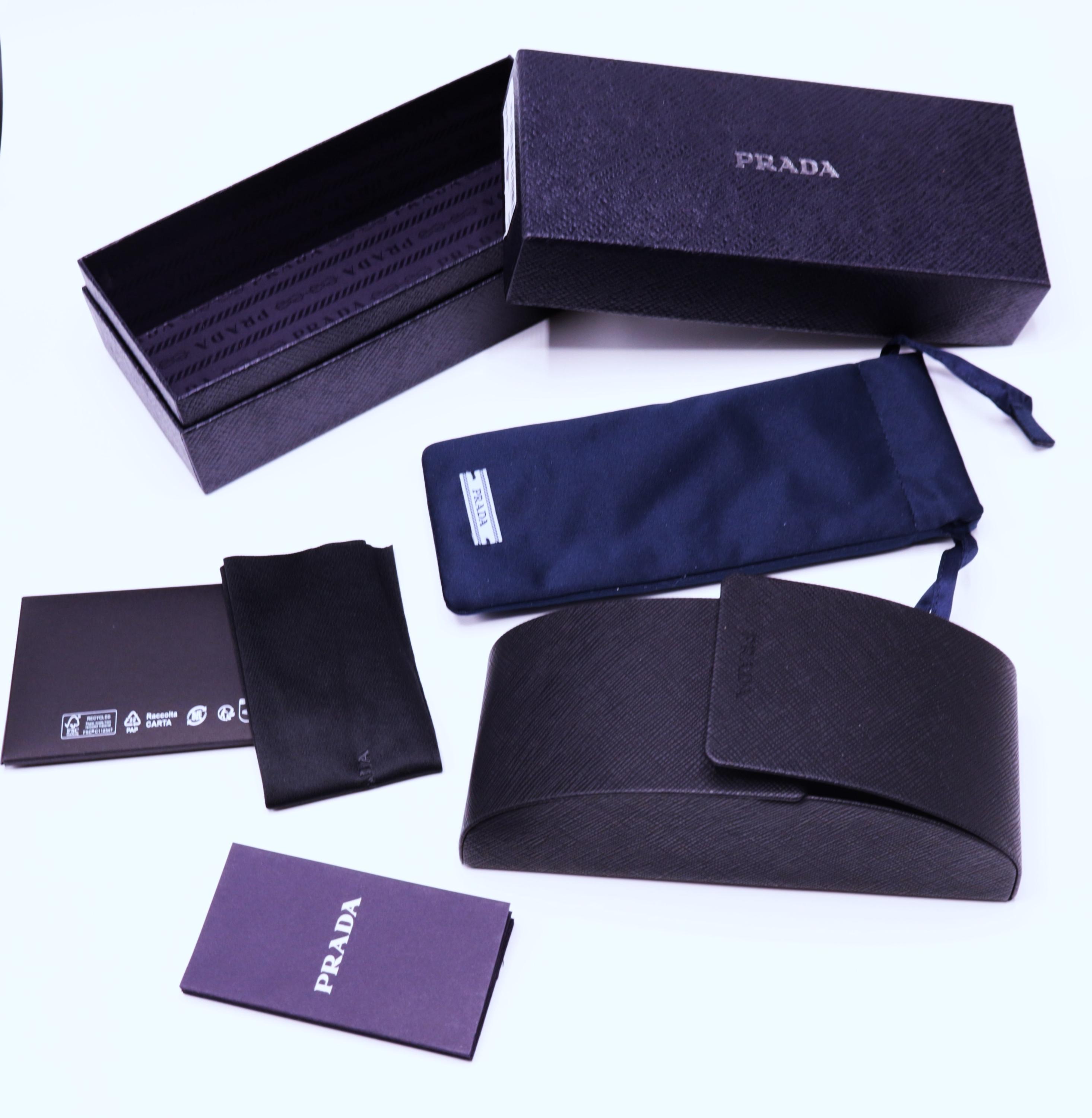 【新品】 PRADA チェッカーボードプレート オリジナルボックス付き Prada Box - Etsy