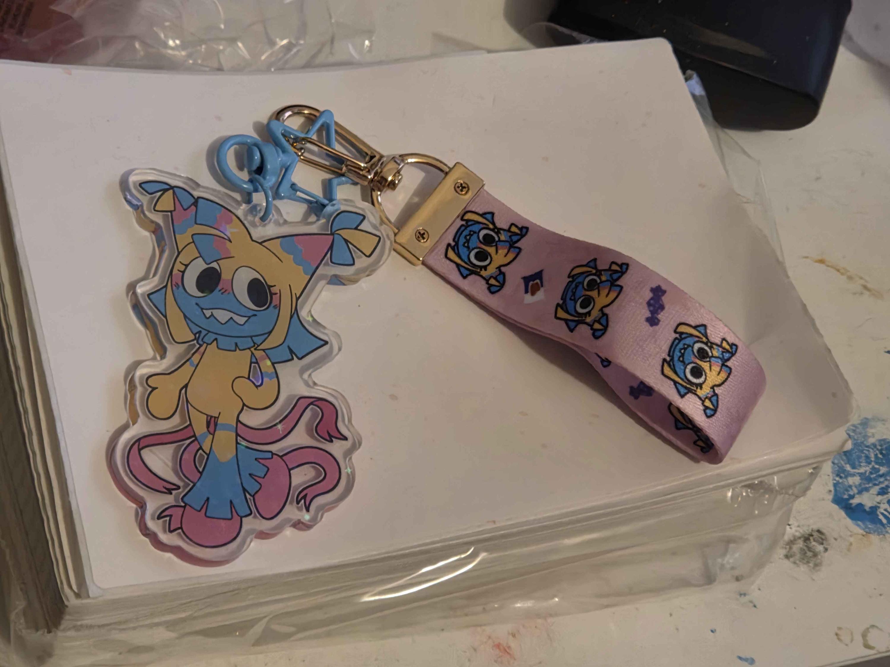 Cosmo dandy world keychain - Etsy 日本