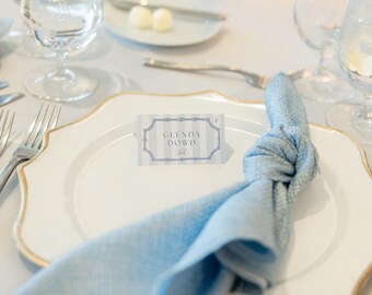 Plantilla para tarjeta de lugar de boda costera: Marco de bambú azul (PDF imprimible, editable en Canva)