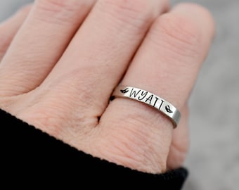 Personalized Memorial Ring, Stackable, Loss Ring, Name Ring, Angel Wings, Loss of loved one, Oma Grandma Mom Dad, Layering, Sympathy Gift