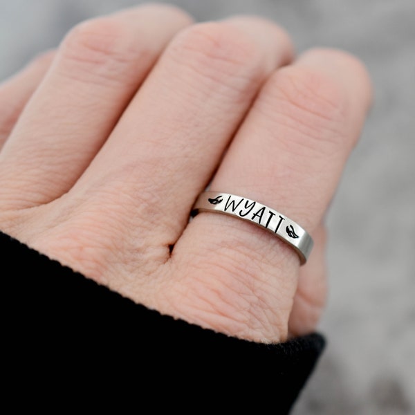 Personalized Memorial Ring, Stackable, Loss Ring, Name Ring, Angel Wings, Loss of loved one, Oma Grandma Mom Dad, Layering, Sympathy Gift