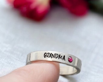 Grandma Ring, Name Ring, Mother's Ring, Birthstone Ring, Personalized Gift for her, Stackable Skinny Ring, Memorial Ring, Loss, Oma Mimi Mom