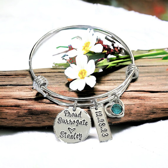 Baby name bracelet for mom hot sale