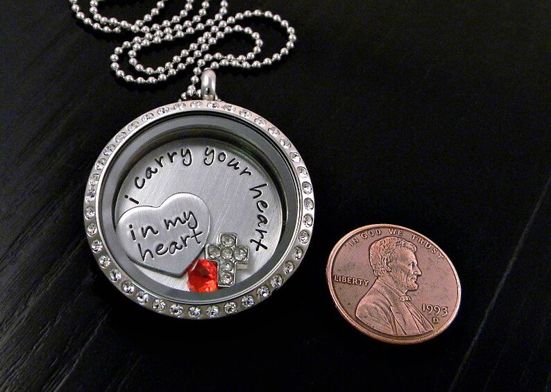 I Carry Your Heart in My Heart Floating Locket - Etsy