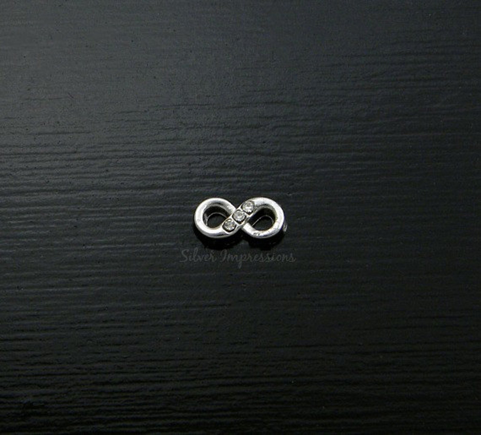 Infinity locket Clearance