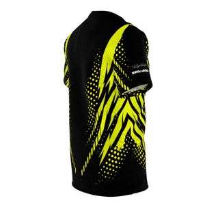 Camiseta SeaDoo RXTX X-Team Cyber Racing Dri Fit con estampado integral verde manta y negro imagen 14