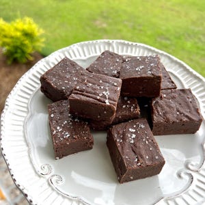 Fudge - 1 lb cubed homemade fudge