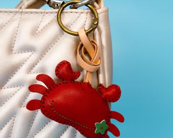 Handmade CRAB Leather Bag Charm, Ocean Animal Keychain, Ocean-Inspired Bag Accessories , Ocean Lover Gift, Cute Bag Accessory