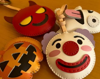 Bolso de cuero con dije de Halloween, dije de bolso espeluznante de Halloween, accesorio de bolso lindo y espeluznante, accesorio de bolso de otoño, regalo para niños, él y ella