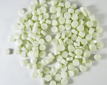 French Vanilla Dots D0137 - Made from Bullseye Glass