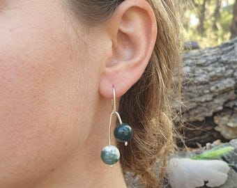Örhängen i sterlingsilver med gröna agater