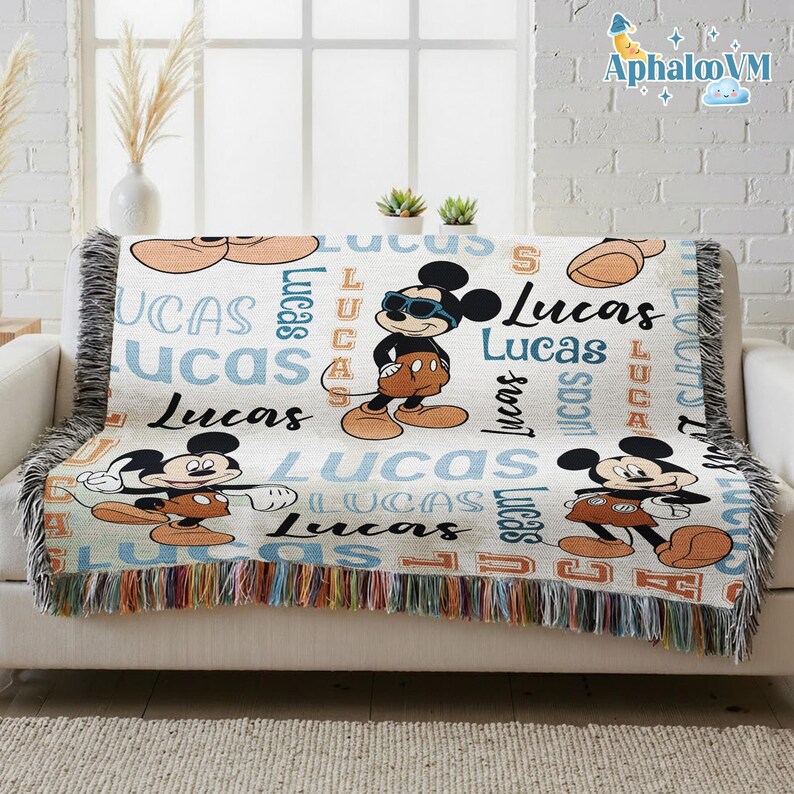 Personalized Watercolor Mickey Mouse Blanket, Disneyland Mickey Blanket, Mickey Mouse Birthday Gifts, Christmas Gift, Mickey Woven Blanket 画像 4