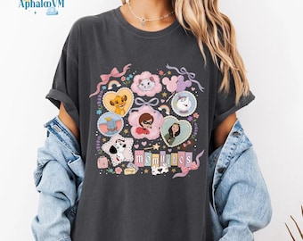 Disneyland Mom Shirt, Coquette Bow Mama Tee, Mom Vibes Shirt, Disneyland Trip Tee, Magical Family Trip Outfit, Gift for Mom