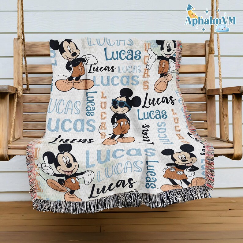 Personalized Watercolor Mickey Mouse Blanket, Disneyland Mickey Blanket, Mickey Mouse Birthday Gifts, Christmas Gift, Mickey Woven Blanket 画像 2