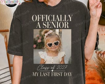 T-shirt met gepersonaliseerde foto en de tekst "Officieel eindexamenkandidaat", T-shirt "Mijn laatste eerste schooldag", T-shirt van de lichting van 2027, T-shirt met gepersonaliseerd jaartal voor eindexamenkandidaten, Afstudeershirt