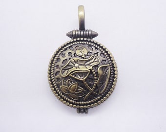 Antique Brass Locket with Lotus Flowers, Highly Detailed, 1 inch Wide, 19mm inside