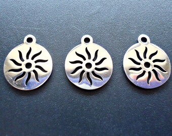 Small Stainless Steel Sun Rays Laser-cut Charms - 14mm x 12mm - Set of 10