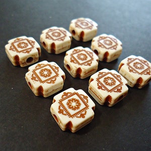 Square Cross Beads, Creamy White and Desert Brown, Acrylic, 10x10x5mm Square, Set of 25