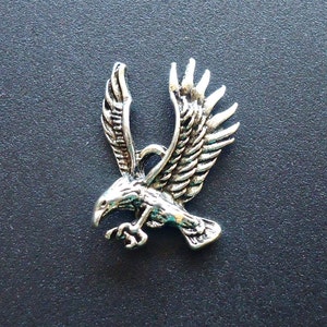 Eagle in Flight Pendants, Detailed, Antique Silver, 1&quot; Tall x 3/4&quot; Wide