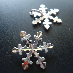 Sterling Silver Diamond-cut Snowflake Slider Pendant with Integrated Hidden Bail, 16x16mm, Set of 2