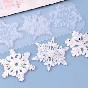 Silicone Mold, 3 Snowflake Ornaments, Resin Casting Mold, Resin Casting Mold, UV or Epoxy Resin, 9&quot; x 3&quot;