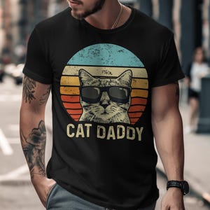 Vintage Cat Daddy T-Shirt, Cool Retro Cat Graphic Tee, Funny Cat Lover Gift, Mens Cat Shirt, Fathers Day Cat Dad Shirt, Cat Daddy Tee