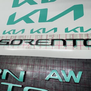 2023-2025 Kia Sorento Emblem Overlay