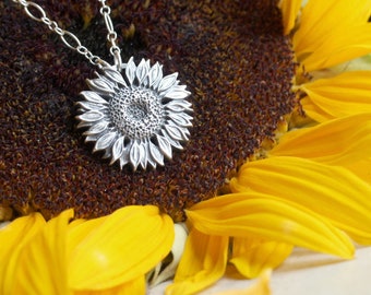 Hector Aguilar ~ Vintage Taxco 940 Silver Large Sunflower