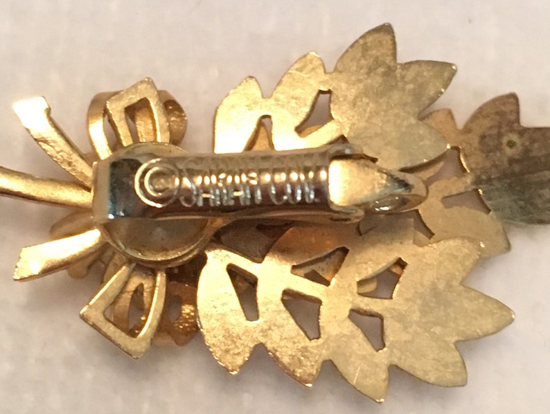 Leaves Rhinestones Clip Birthday Vintage Gift Gold-tone Sarah Coventry Earrings