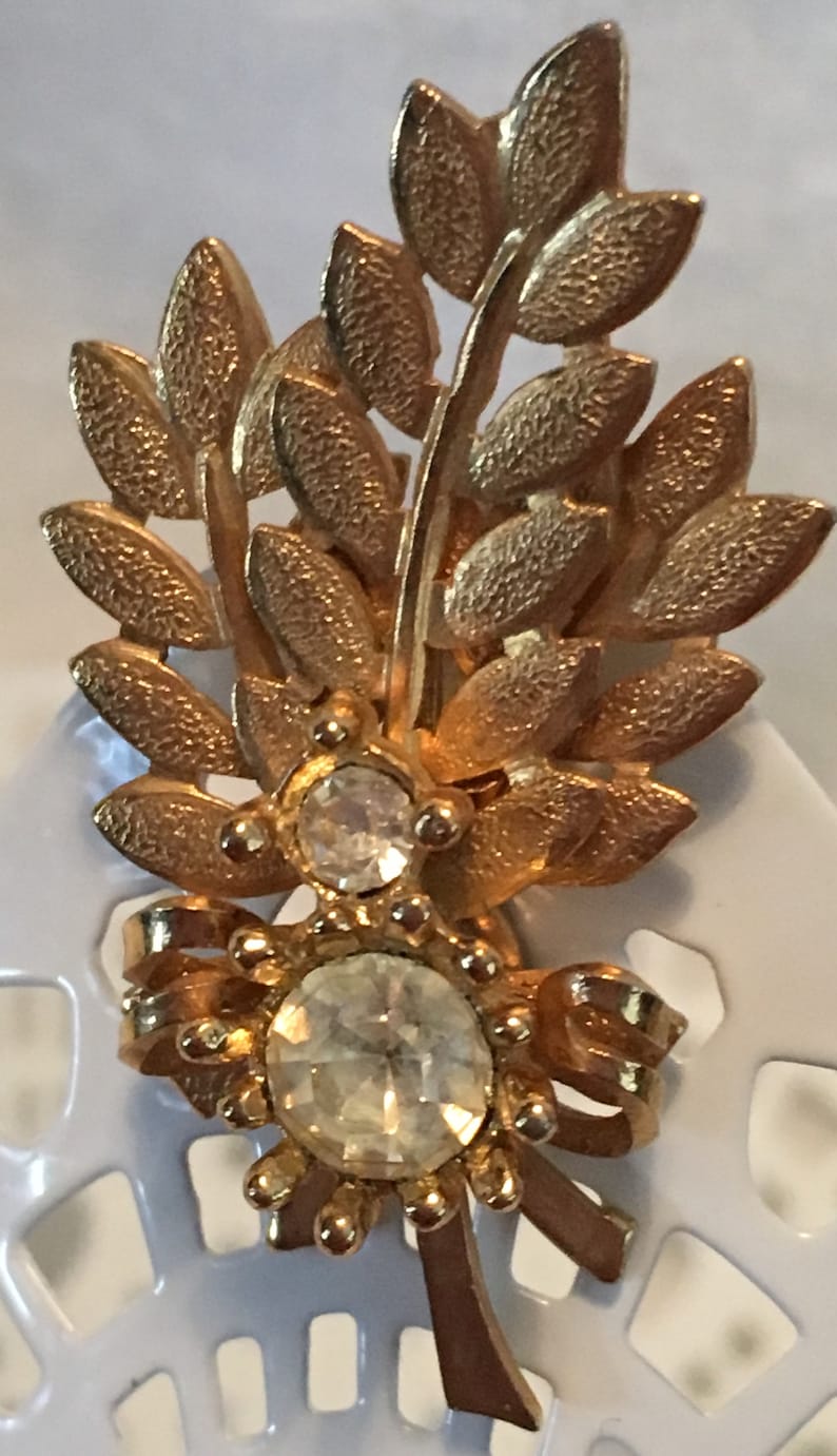Leaves Rhinestones Clip Birthday Vintage Gift Gold-tone Sarah Coventry Earrings