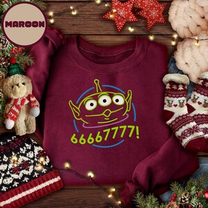 Disneyland Toy Story Alien Oooooh 67 Shirt, Funny Meme Six Seven Disneyland Tee, Toy Story Characters Shirt, Disneyland Movies Comfort Shirt afbeelding 4