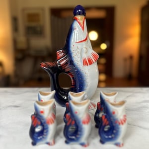 Vintage Keramik Fisch Dekanter Set, manchmal auch als "Pisces" oder "Koi" Sake / Likör Set bezeichnet