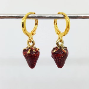 Mini Aard bei oorbellen goudkleurig fruitig cadeau free verzending