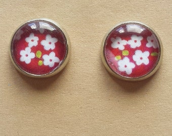 Red and white flower cabochon earrings studs handmade spring gift 1 cm diameter - free shipping