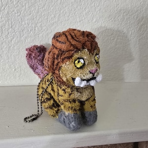 The Zouwu key chain needle felted hand painted plush