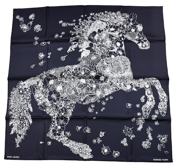 ROBE LÉGÈRE HERMES 馬　カレー90スカーフ Hermes Scarf Robe Legere 90 Cm Silk Black Carre Flower Horse 35