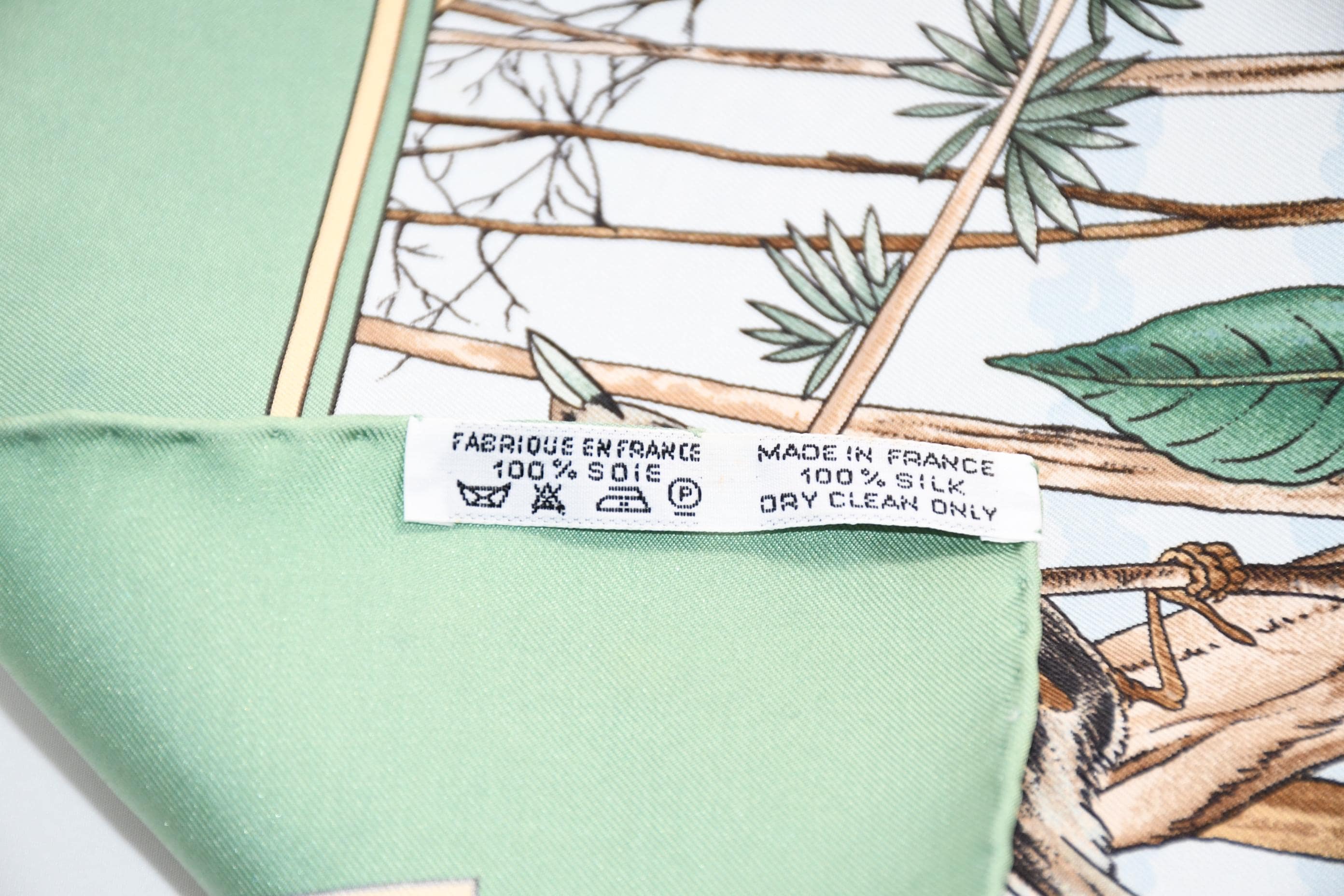 Hermes Scarf Chasse Au Bois 90 Cm Silk Light Green Carre Fox