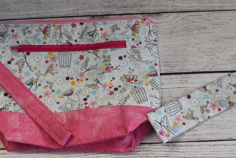 Knitting Crocheting Medium Zippered Project Bag Travel Bag Needle Point Embroidery Cross Stitch