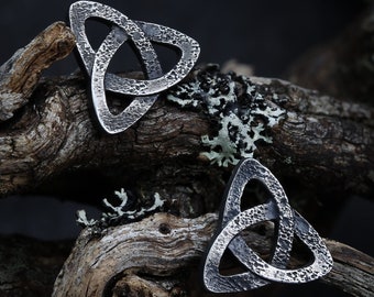 Trinity knot earrings, celtic triquetra