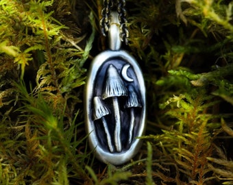 Magic mushroom pendant necklace 925 sterling silver