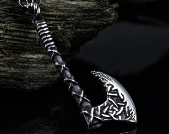 Viking battle axe pendant necklace