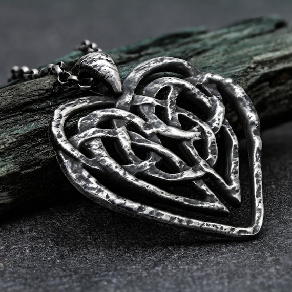 Heart knot necklace clearance