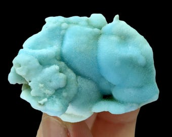 24 Gram Elegant Aragonite Specimen – Mineral Art from Afghanistan