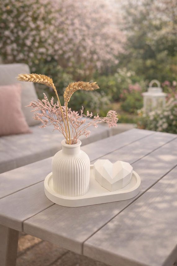 Decorative tray vase heart made of Raysin – set or individually – modern minimalist living room – housewarming gift idea, wedding, handmade