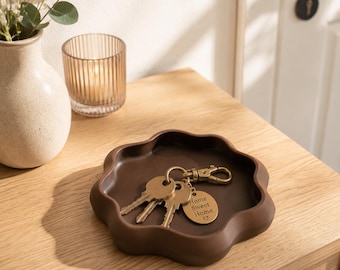Modern 3D printed key tray | Organic storage tray for keys & small items | Minimalist decor for hallway/entrance area