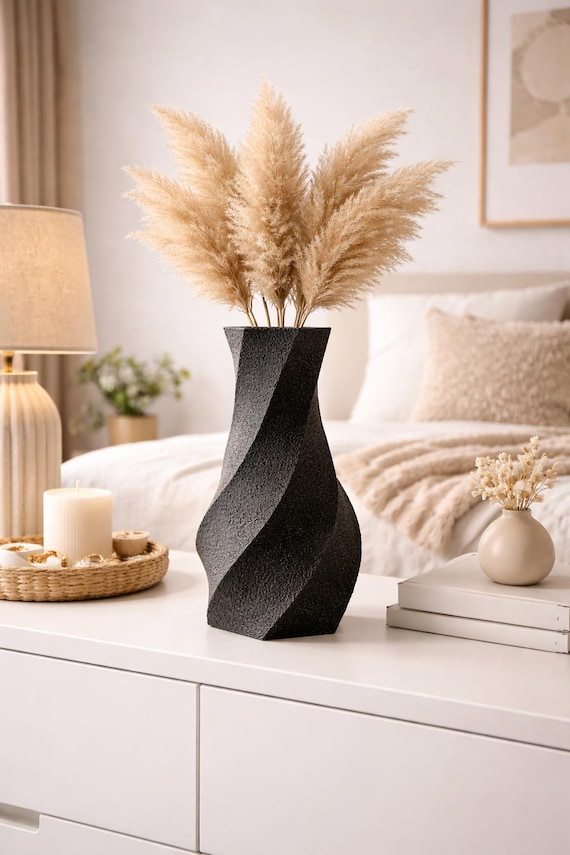 Twisted 3D printed vase made of PLA – textured dried flower vase, 18 cm, many colors