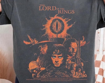 Vintage 90s The Lord of the Rings Graphic Tee, LOTR Movie Shirt