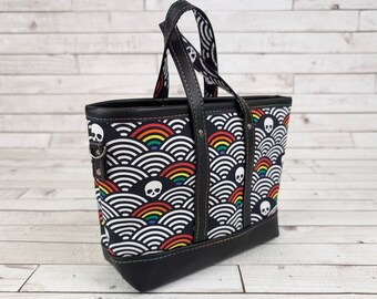 Bolso tote pequeño con calavera arcoíris