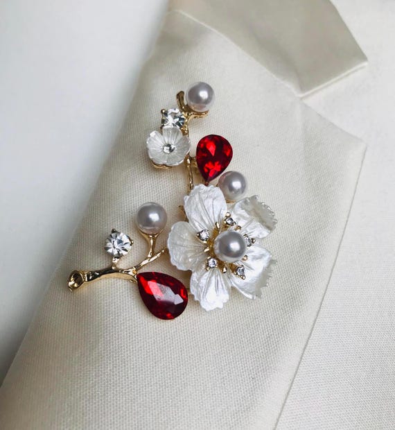 Pearl Flower Brooch: Red & Gold Elegant Jacket Pin - Etsy display picture 3